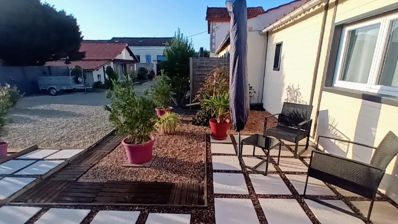 Le Clos Des Passiflores Pons Dış mekan fotoğraf